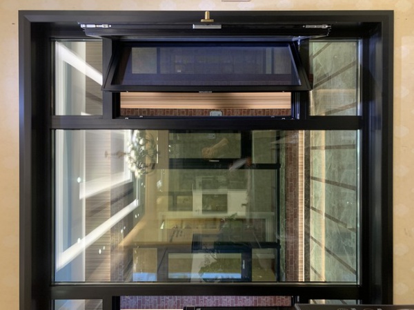 AMJ90 Tilt&Turn Window integrated Flyscreen