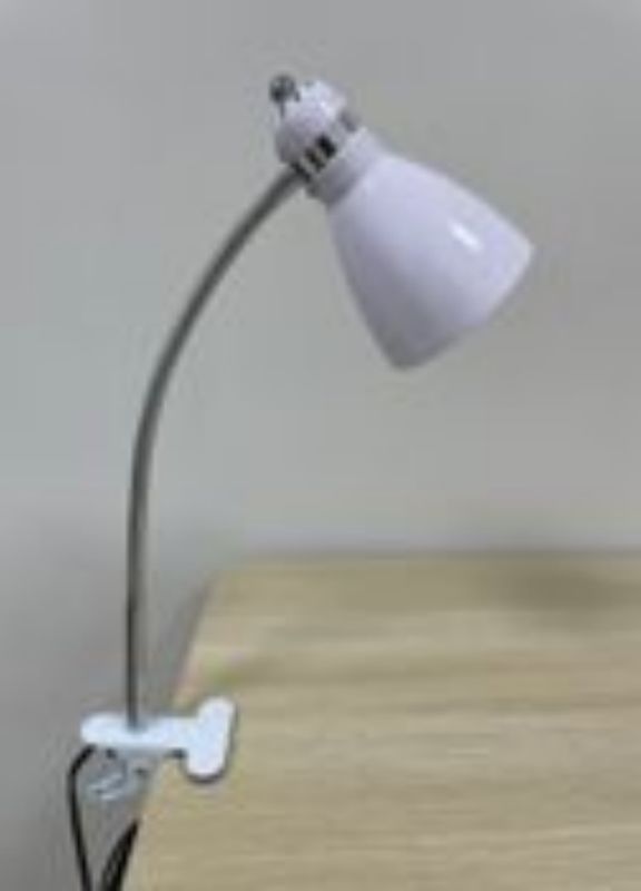 Pure white iron eye protection simple desk clamp lamp