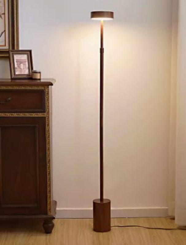 Wood grain color iron art Japanese sofa simple vertical floor lamp