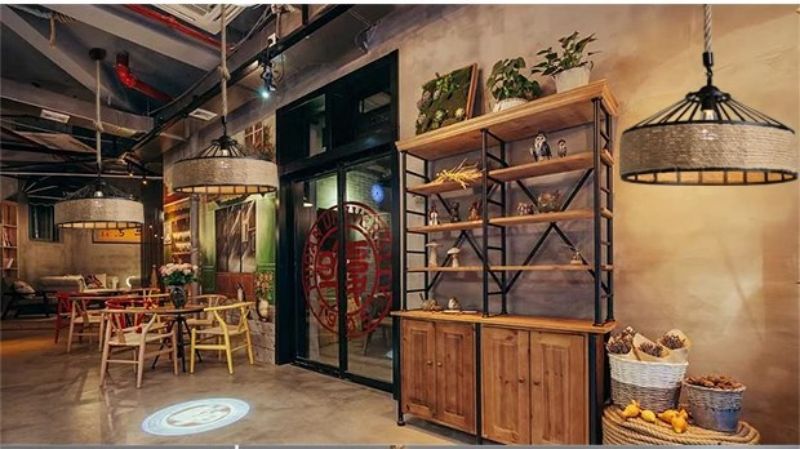 Brown wrought iron retro retro antique industrial style restaurant shop commercial hemp rope lights