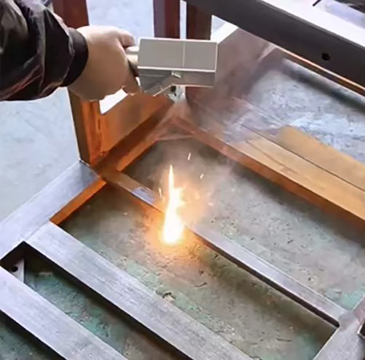 Laser-cleaning
