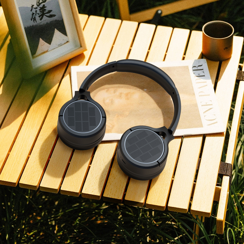 HIFI stereo solar powered headphones BT-1705PV