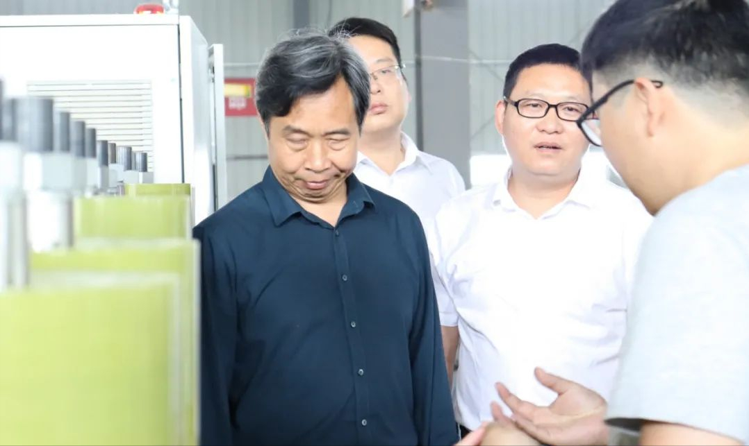 河南工程学院与沁润泽环保签署校企合作协议并授牌(图9) 河南工程学院与沁润泽环保签署校企合作协议并授牌(图9)