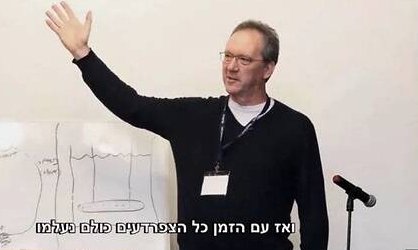 声称5G传播新冠病毒的教授