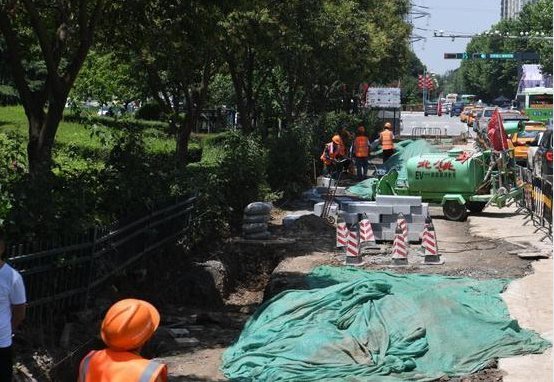 西安航天大道架空敷设改排管敷设改造项目