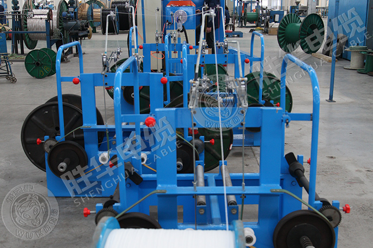 控缆车间-单绞机