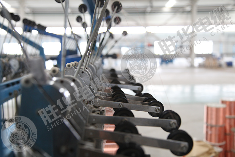 控缆车间-束丝机2