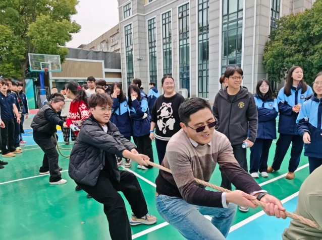 燃情赛场，共叙温情｜上海莲溪学校 “师生情，赛场谊” 系列友谊赛圆满落幕！