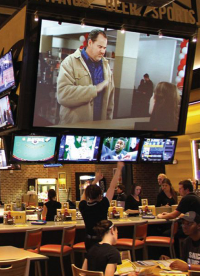 Restaurant digital advertising machine