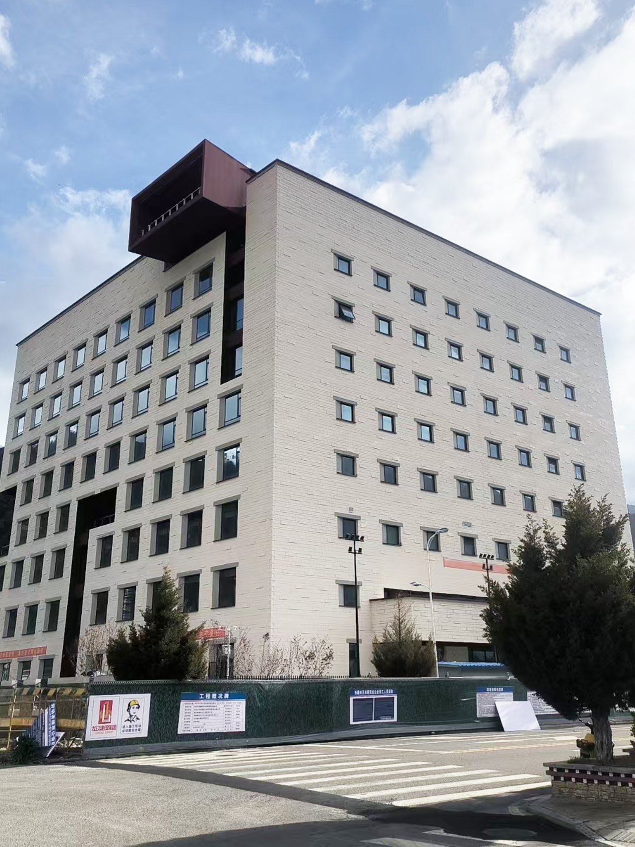 华西区案例：西藏自治区林芝市工布江达县人民医院