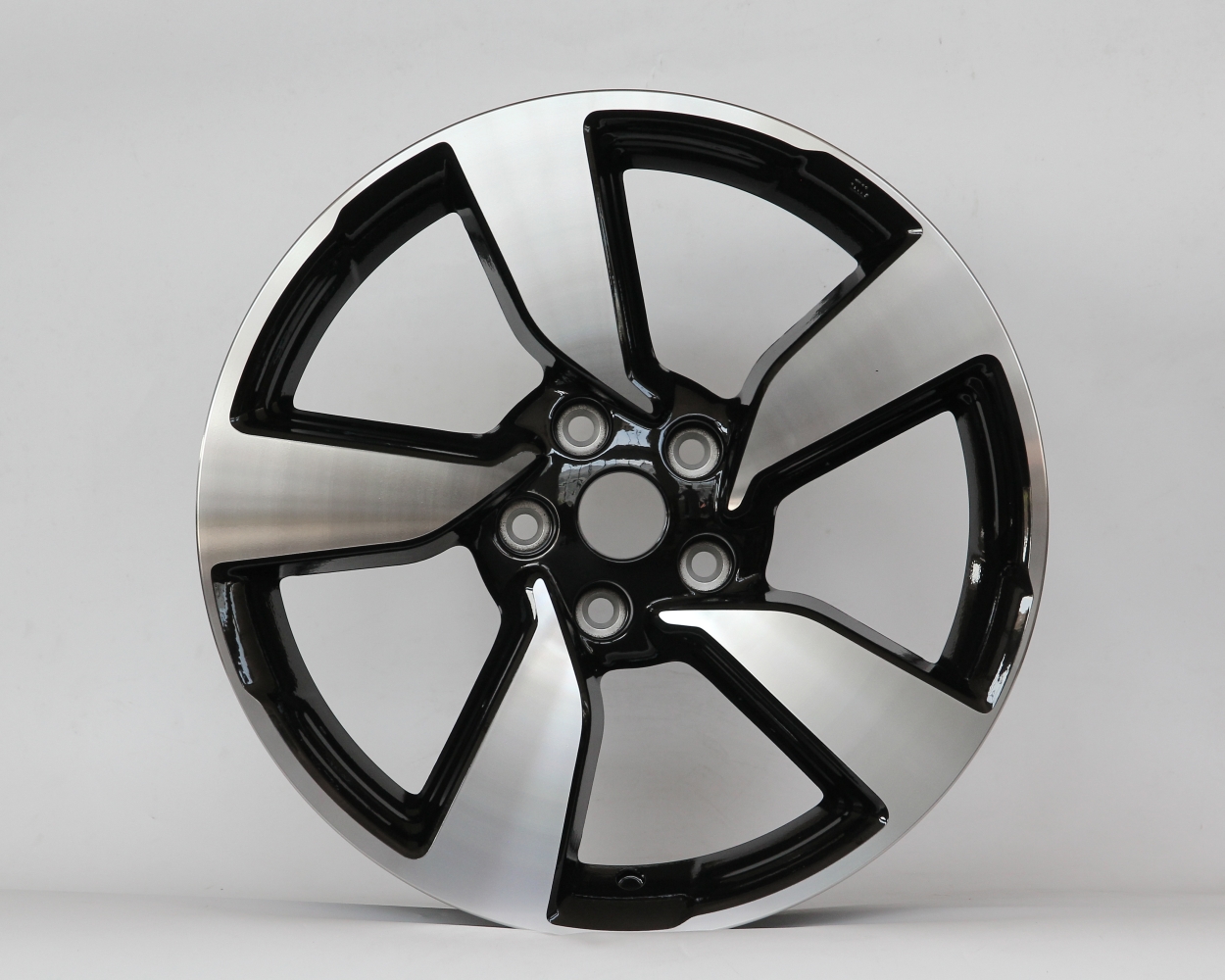 SHGW556-18X7.0