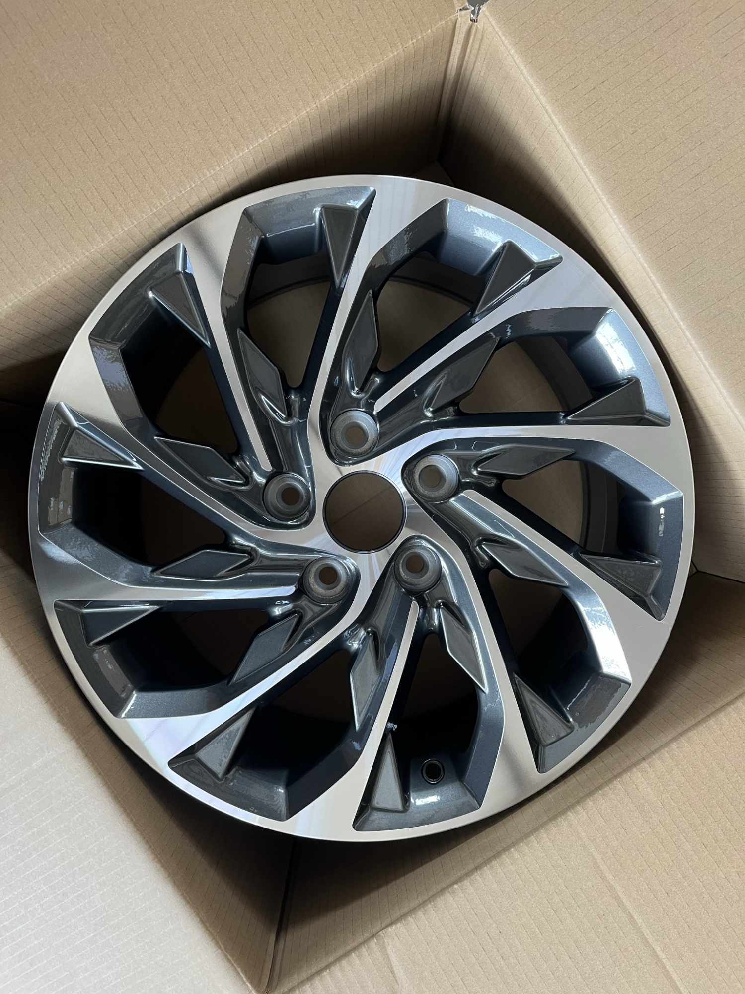 SHGW682F-17X7.0