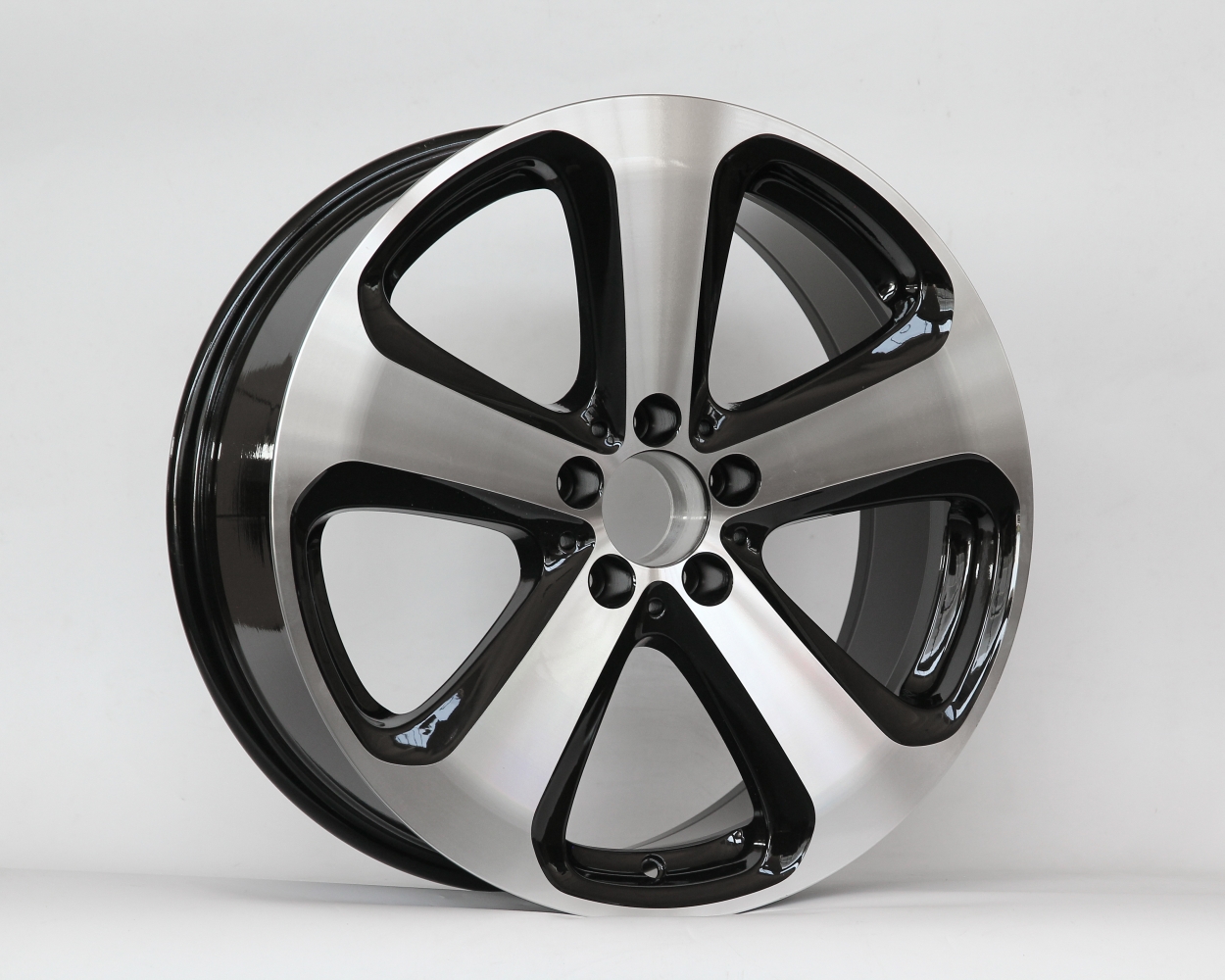 SHGW726D-18X8.0
