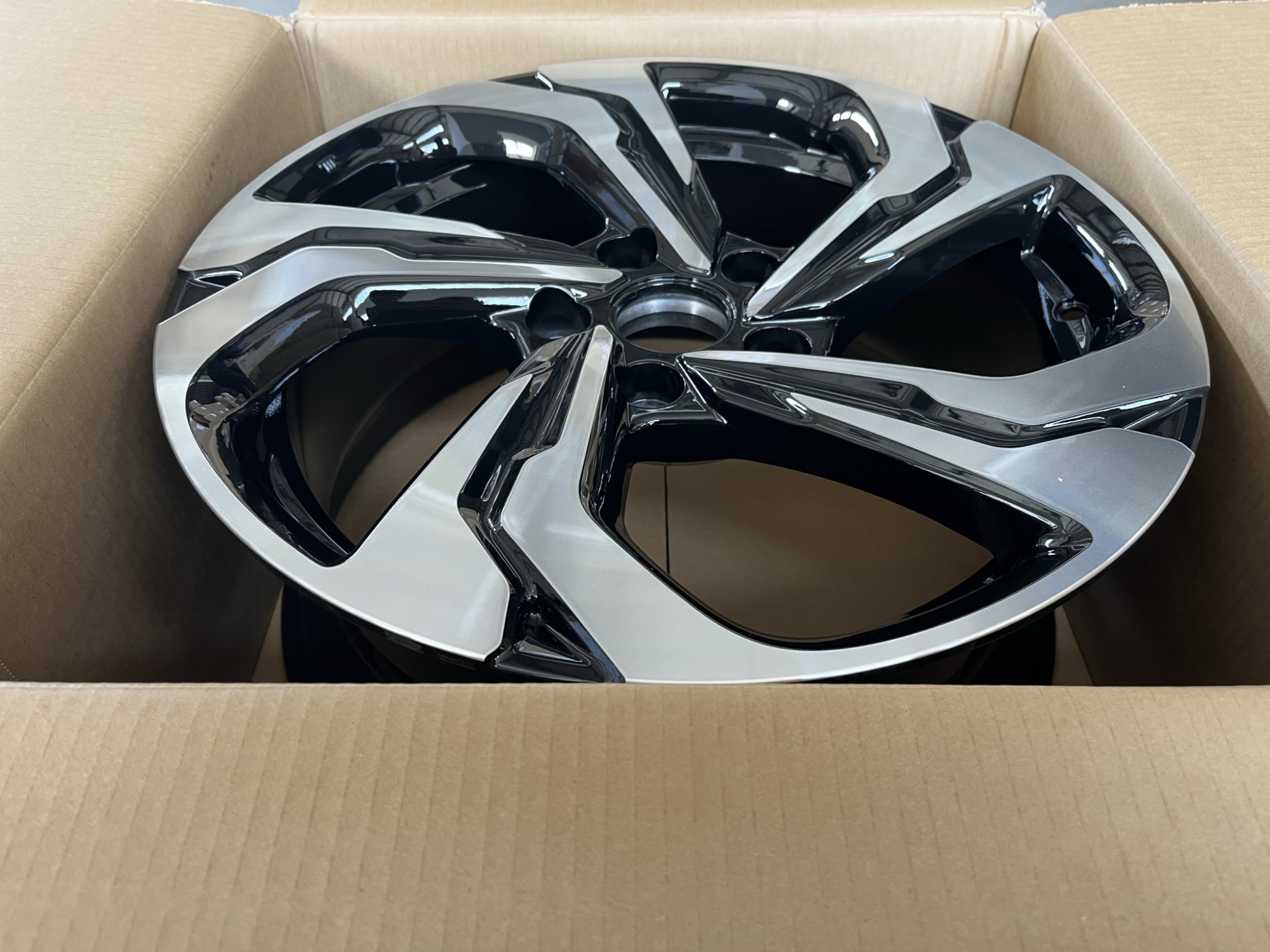 SHGW7232D-17X7.5