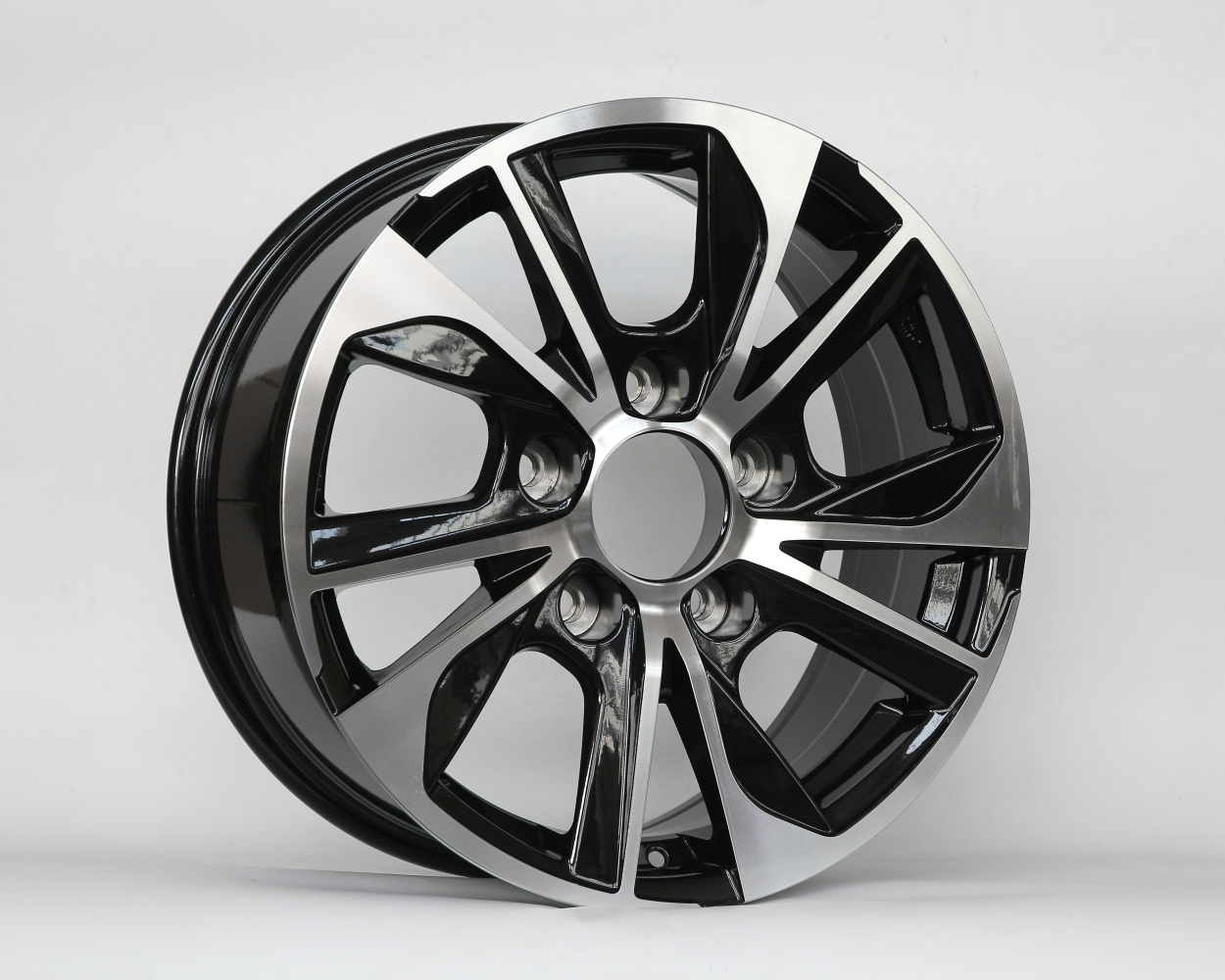 SHGW776D-18X8.0