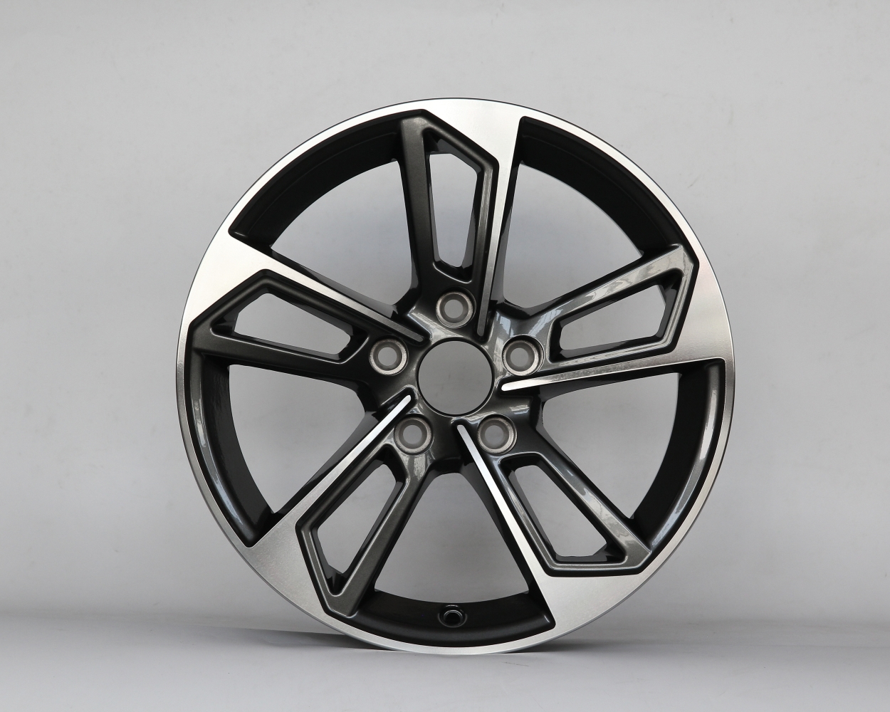 SHGW822D-18X8.0