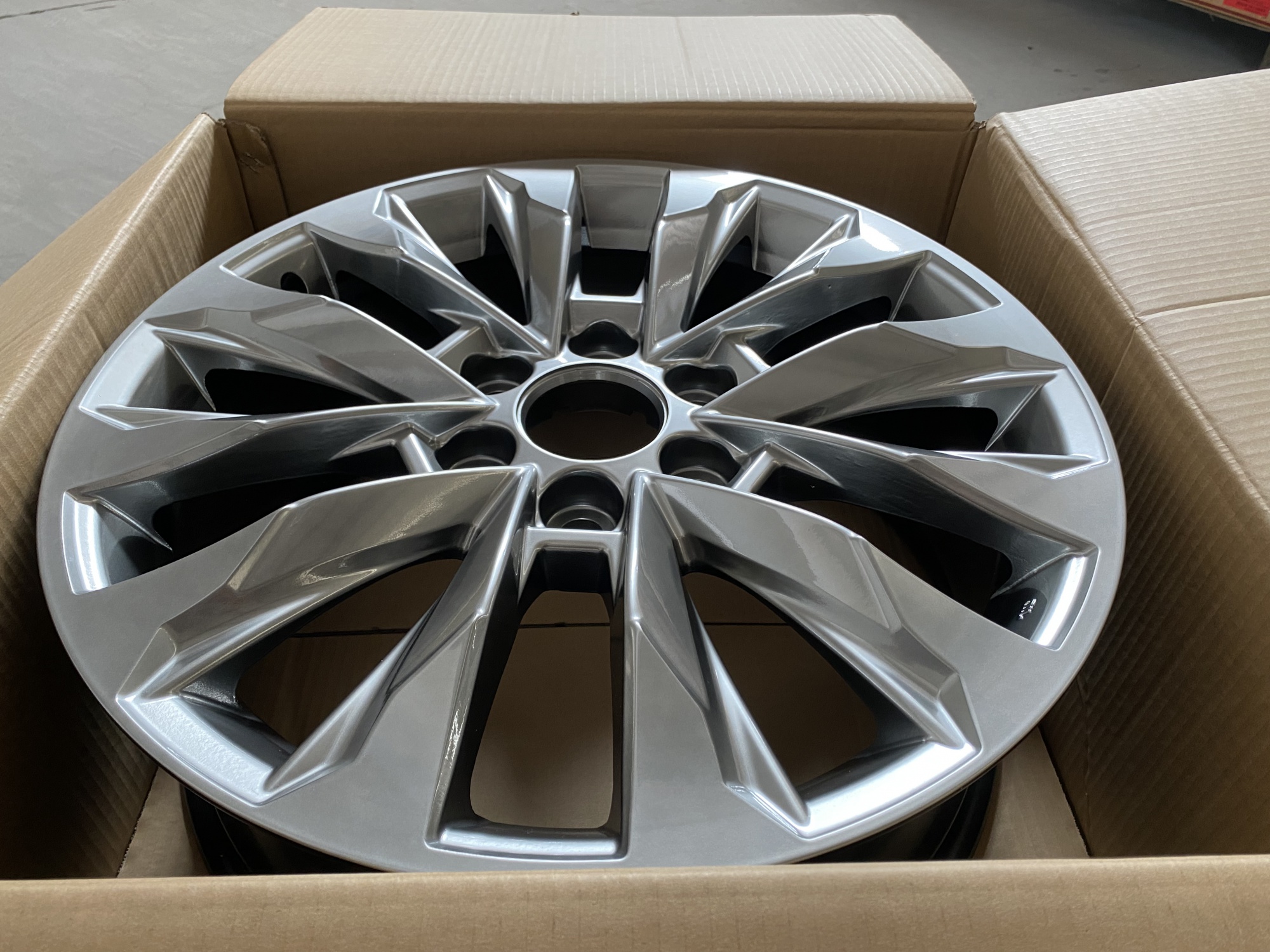 SHGW880F-18X8.0
