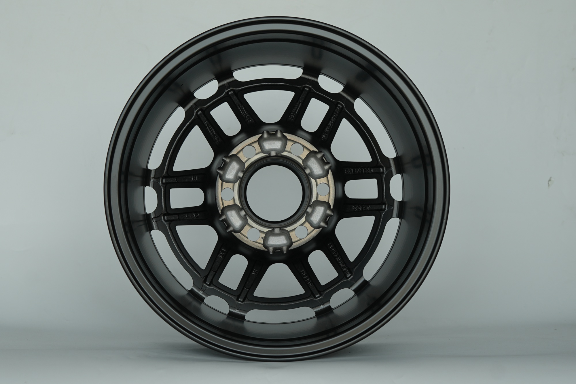 SHGW883F-17X8.0