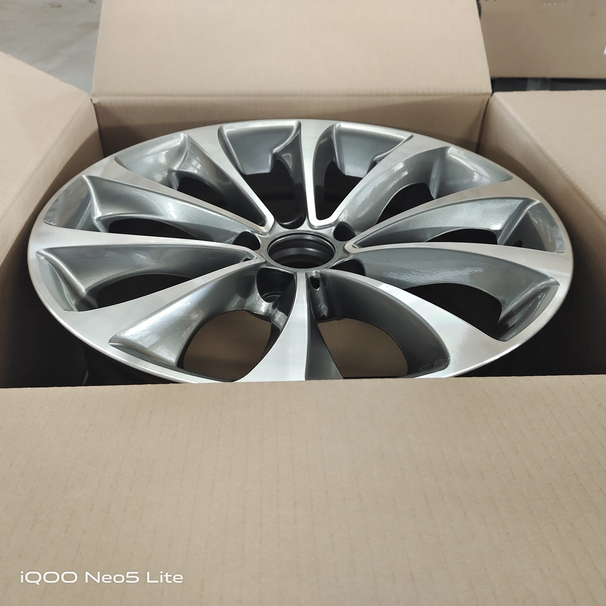 SHGW936-18X8.0
