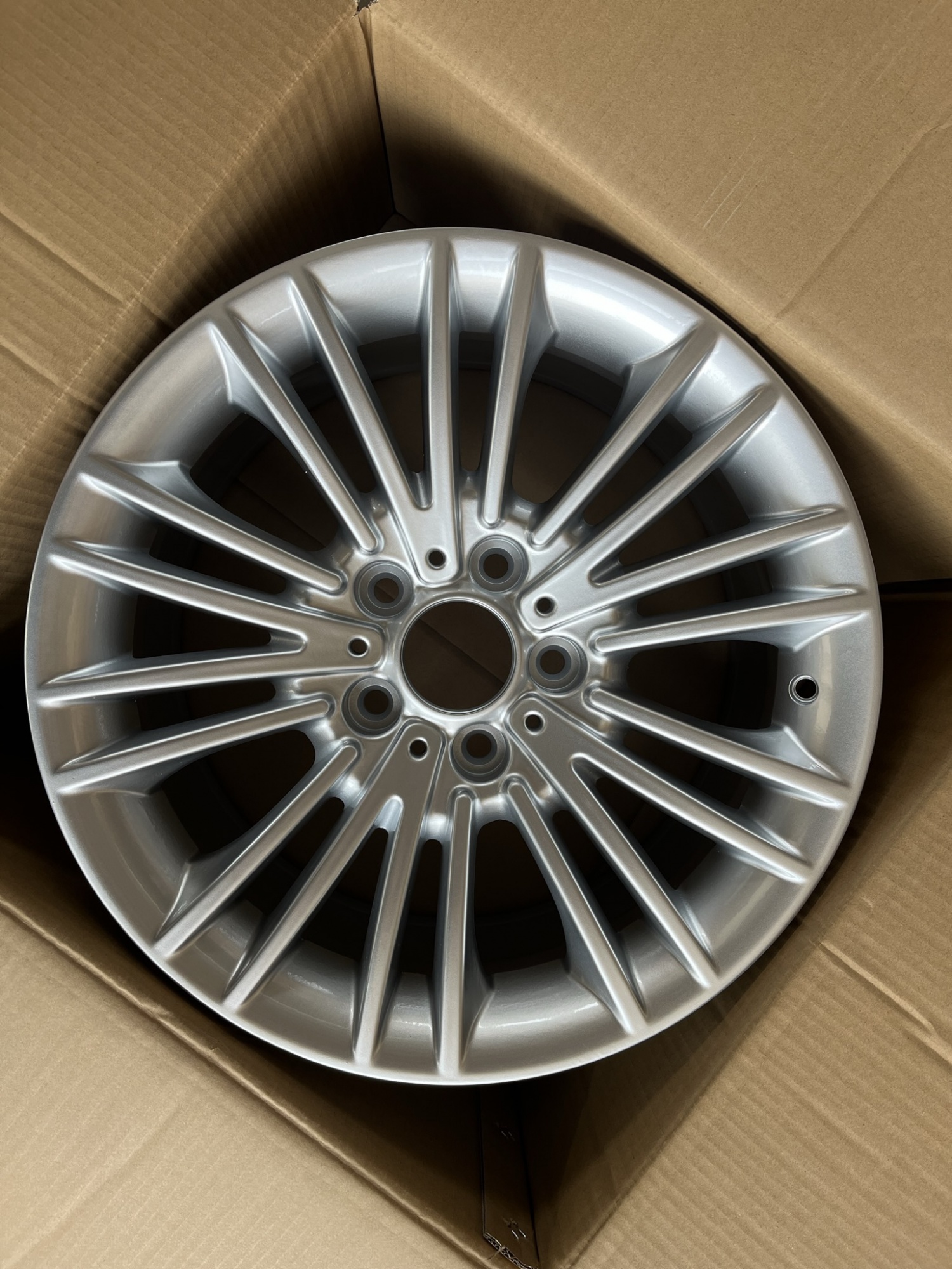 SHGW942-17X8.0