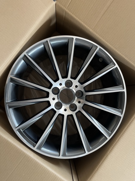 SHGW958--18X8.0