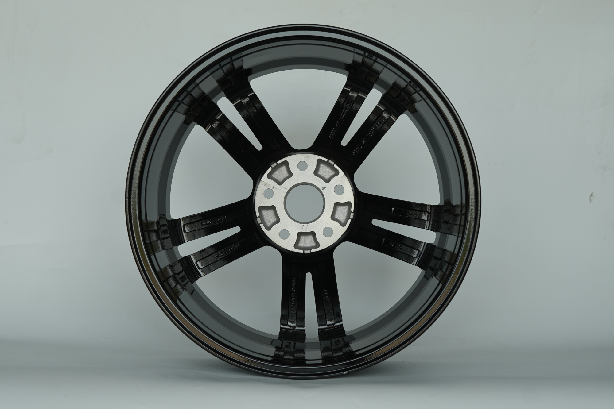 SHGW3111-18X8.0