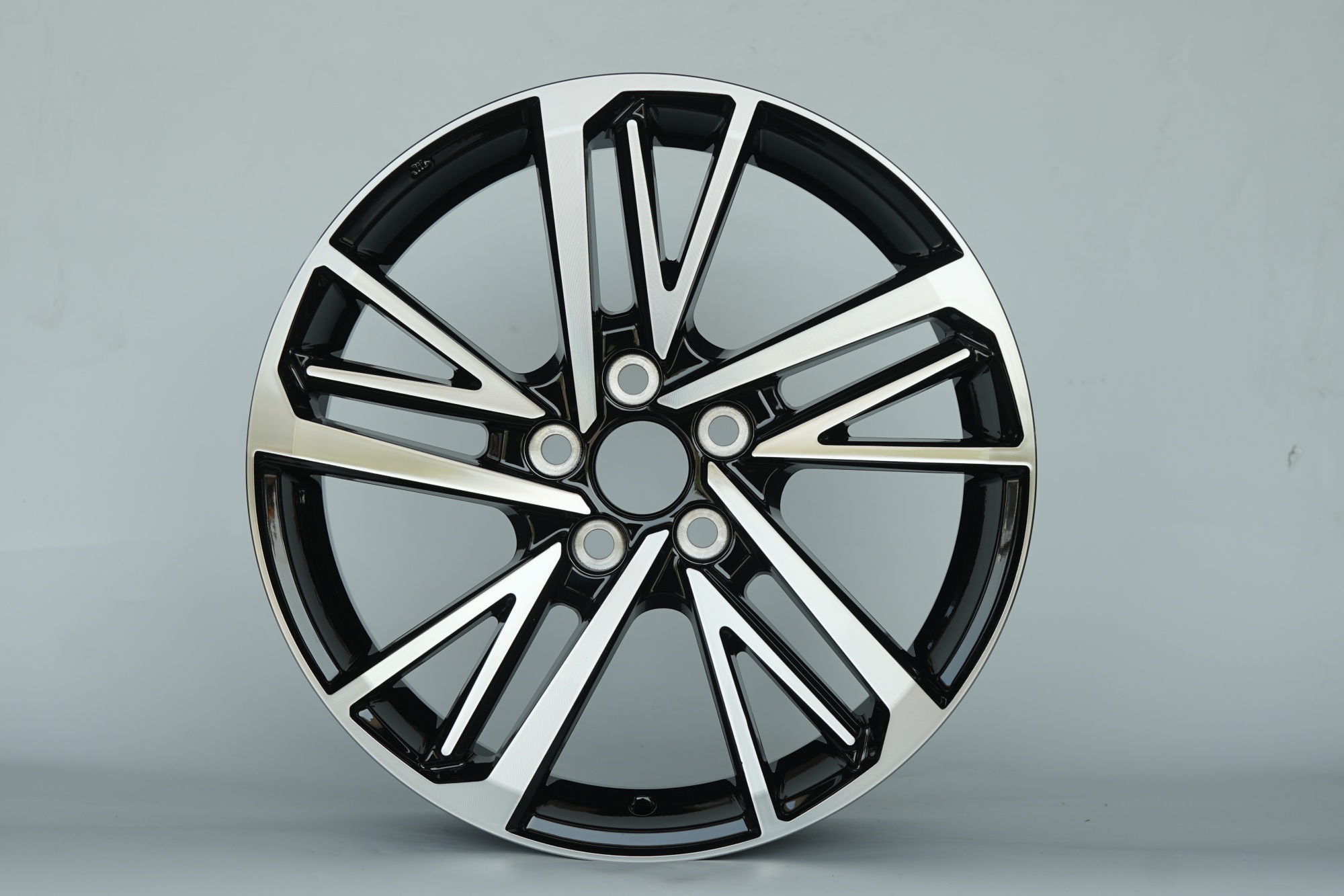 SHGW3136-18X8.0