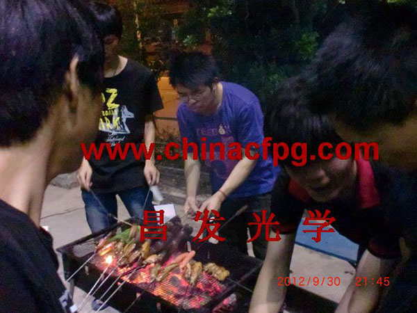 中秋节烧烤现场