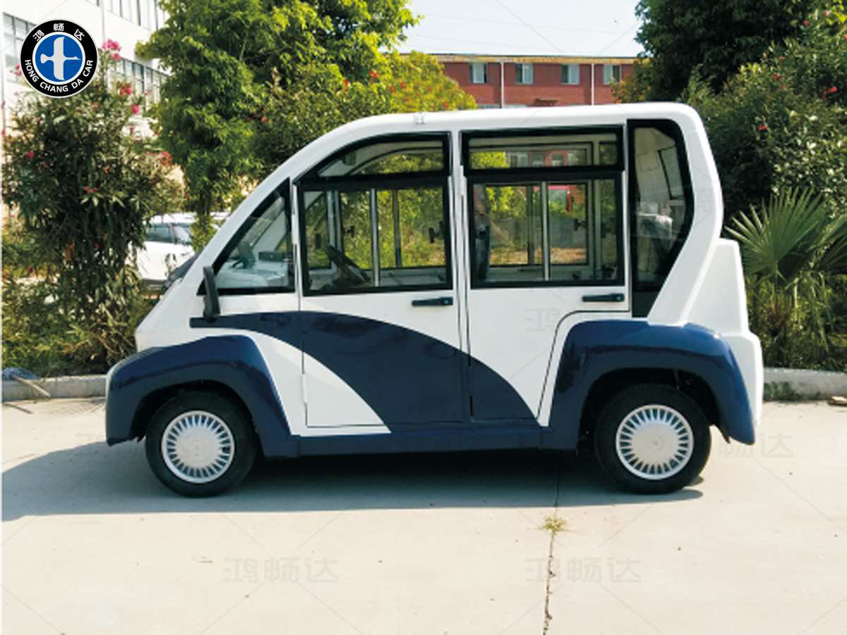 4座封闭式巡逻车