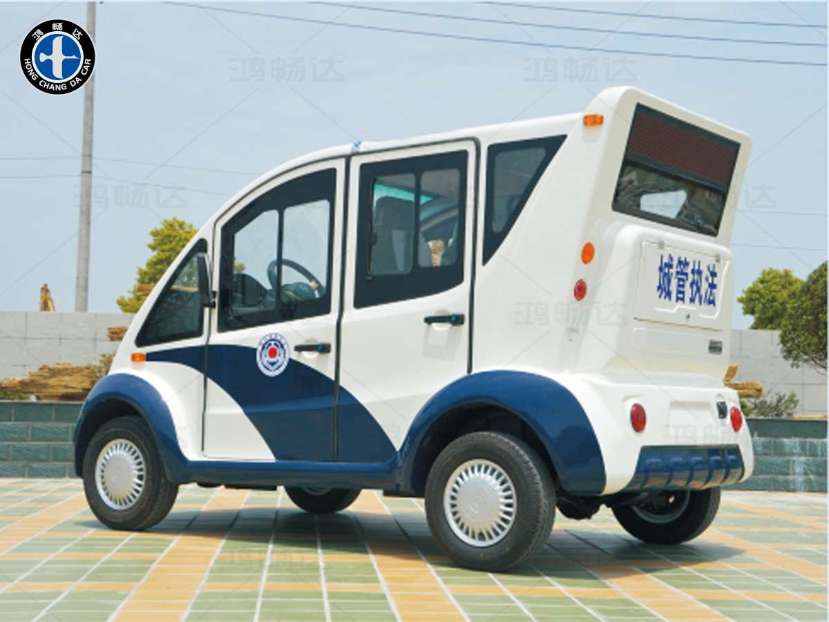 4-5座封闭式巡逻车