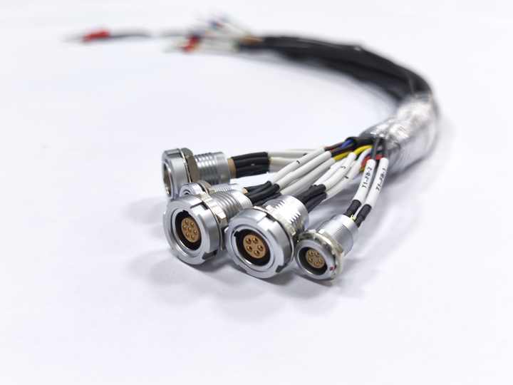 OEM Professional Standard Custom Cable Assembly Manufacturer Medical Equipment Wire Harness