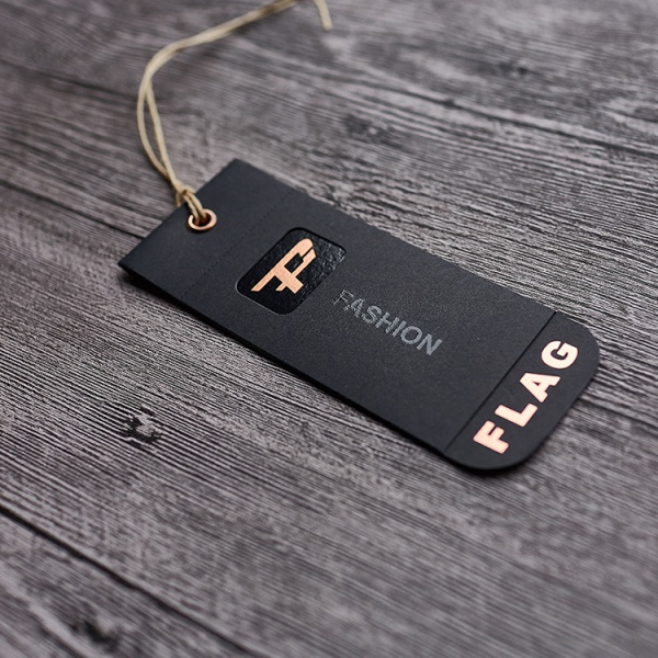 Customized Luxury Jeans Hang Tag Clothing Paper Hang Tag With Gold Foil Luxury Garment Hang Tag Printing