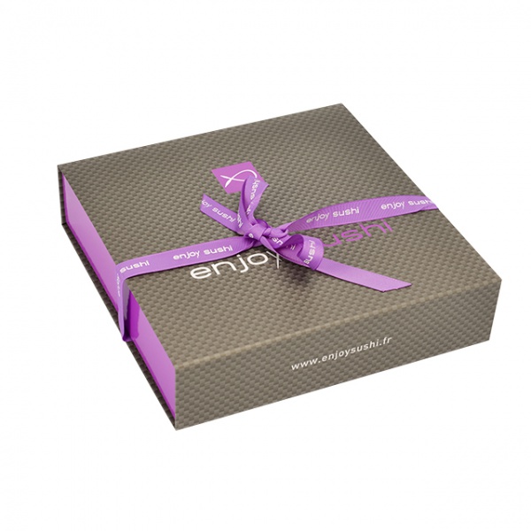 Custom Folding Gift Paper Box With Magnetic Custom Folding Magnets Boxes Paper Packaging Boxes With Ribbon for Clothes 