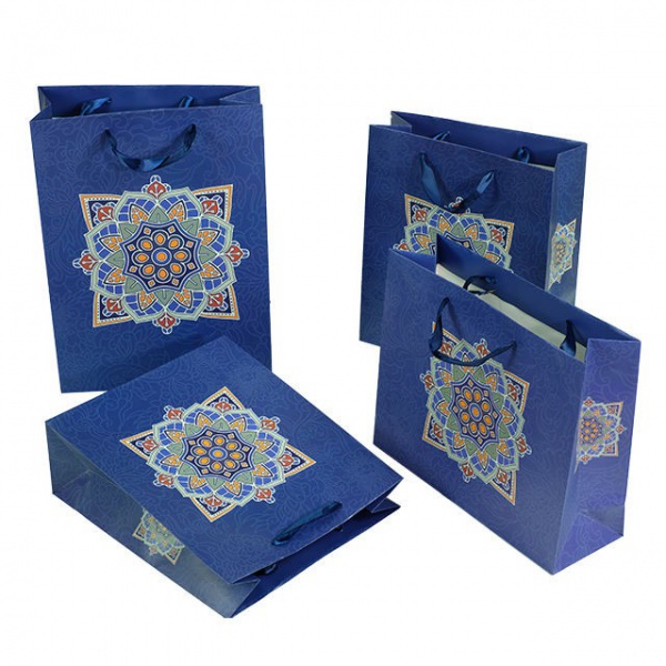 Custom Recyclable Paper Gift Bag Cosmetic Packaging Shopping Bag Paper Shopping Bag for Cosmetic Products