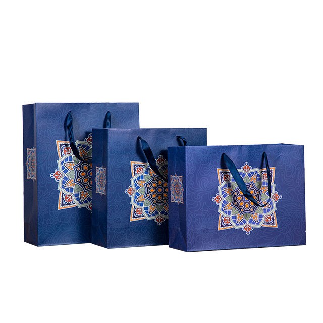 Custom Recyclable Paper Gift Bag Cosmetic Packaging Shopping Bag Paper Shopping Bag for Cosmetic Products