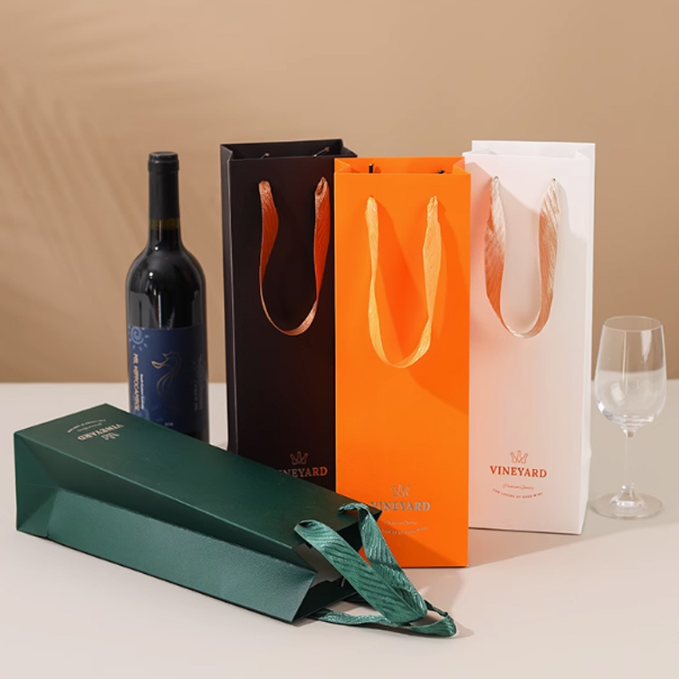 Custom Luxury Wine Paper Bag With Ribbon Wine Packaging Paper Bag With Gold /Silver Foil Luxury Gift Wine Paper Bag Printing