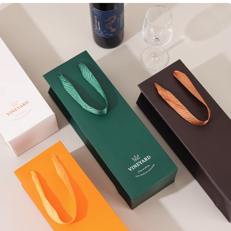 Custom Luxury Wine Paper Bag With Ribbon Wine Packaging Paper Bag With Gold /Silver Foil Luxury Gift Wine Paper Bag Printing