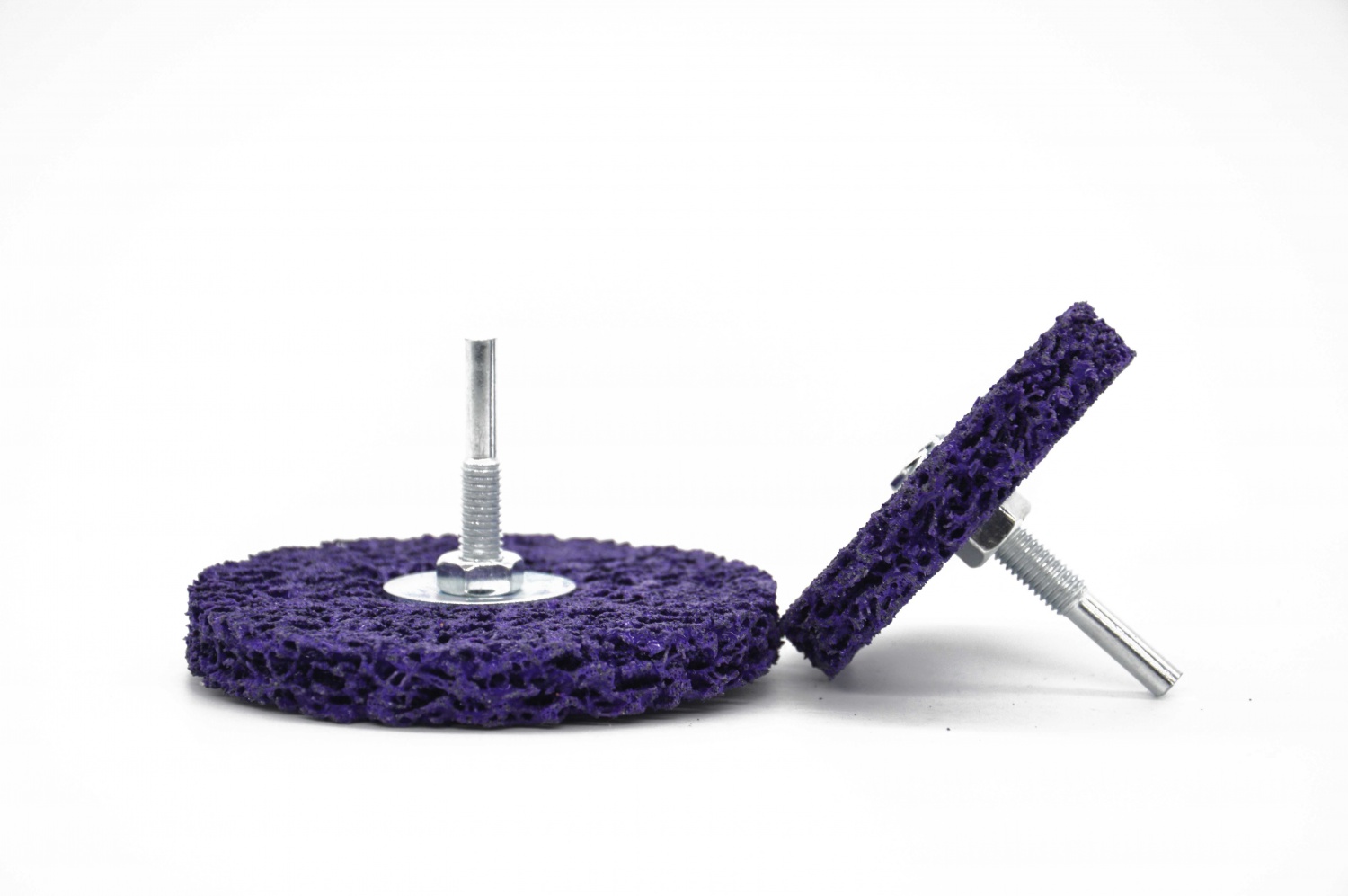 Clean and strip shaft-mounted wheel