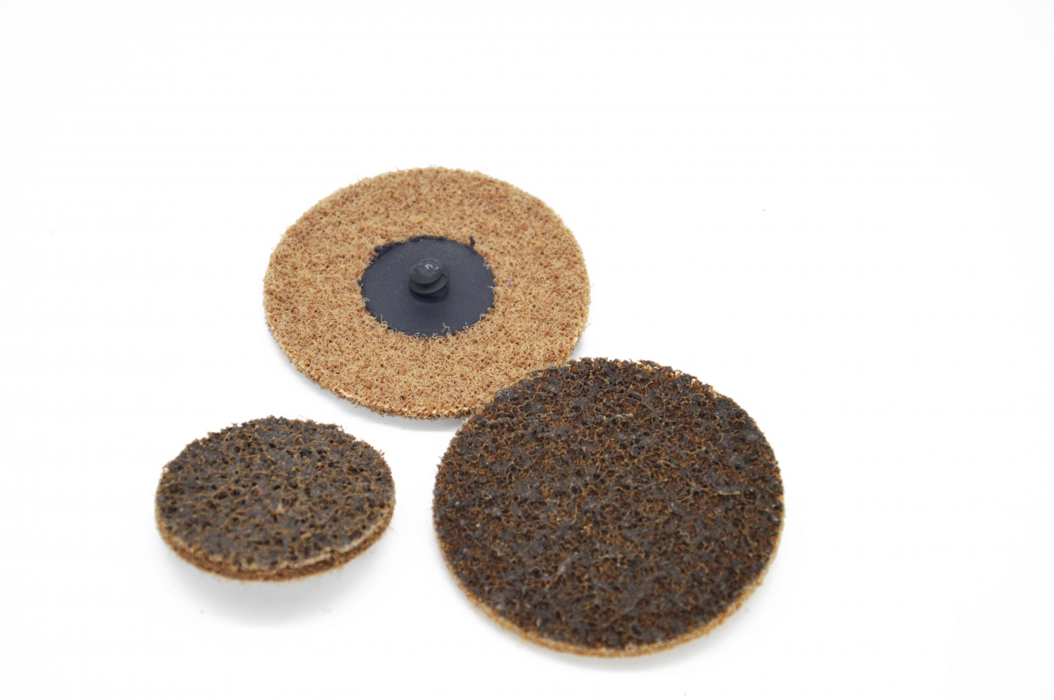 Non-woven surface conditioning quick change discs