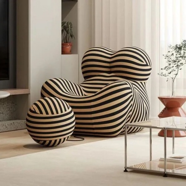 Lounge chair