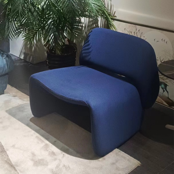 Creative Modern Design Living Room Hotel Leisure Chair Elegant Bedroom Apartment Fabric Single Sofa Chair Furniture
