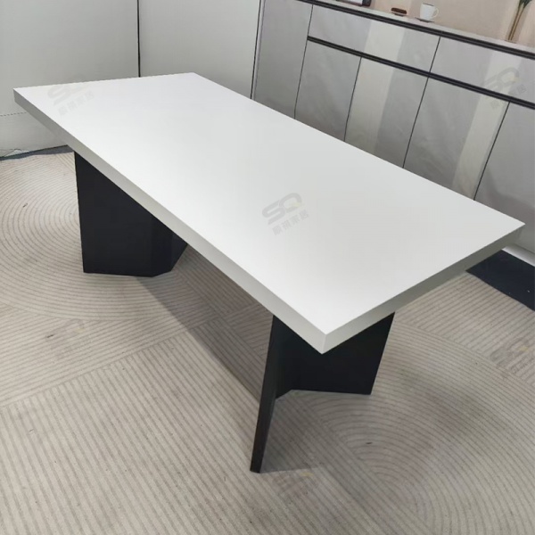High-end Luxury wooden dining room furniture modern solid wood dining table