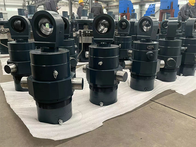 Servo cylinder inspection and maintenance 