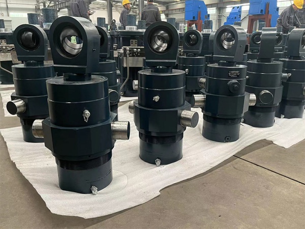 Servo cylinder inspection and maintenance 