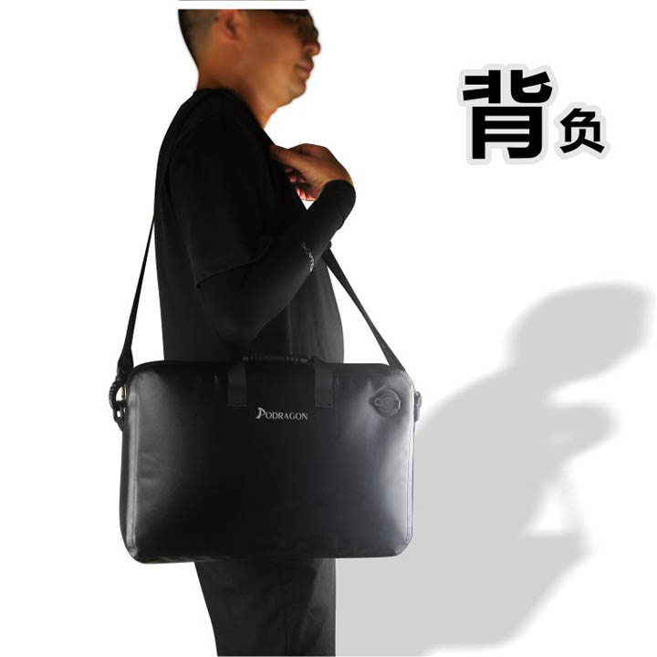潜水级防震防摔笔记本全防水包 Podragon电脑防水背包 单肩