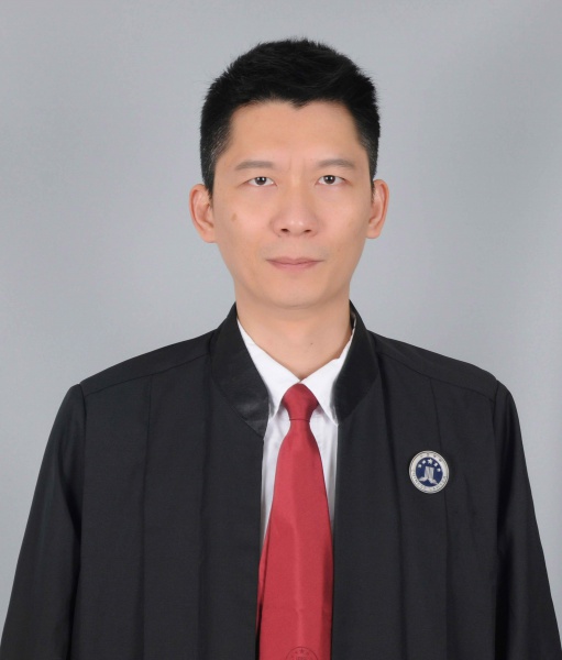 张龙
