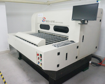 CNC V-CUT machine