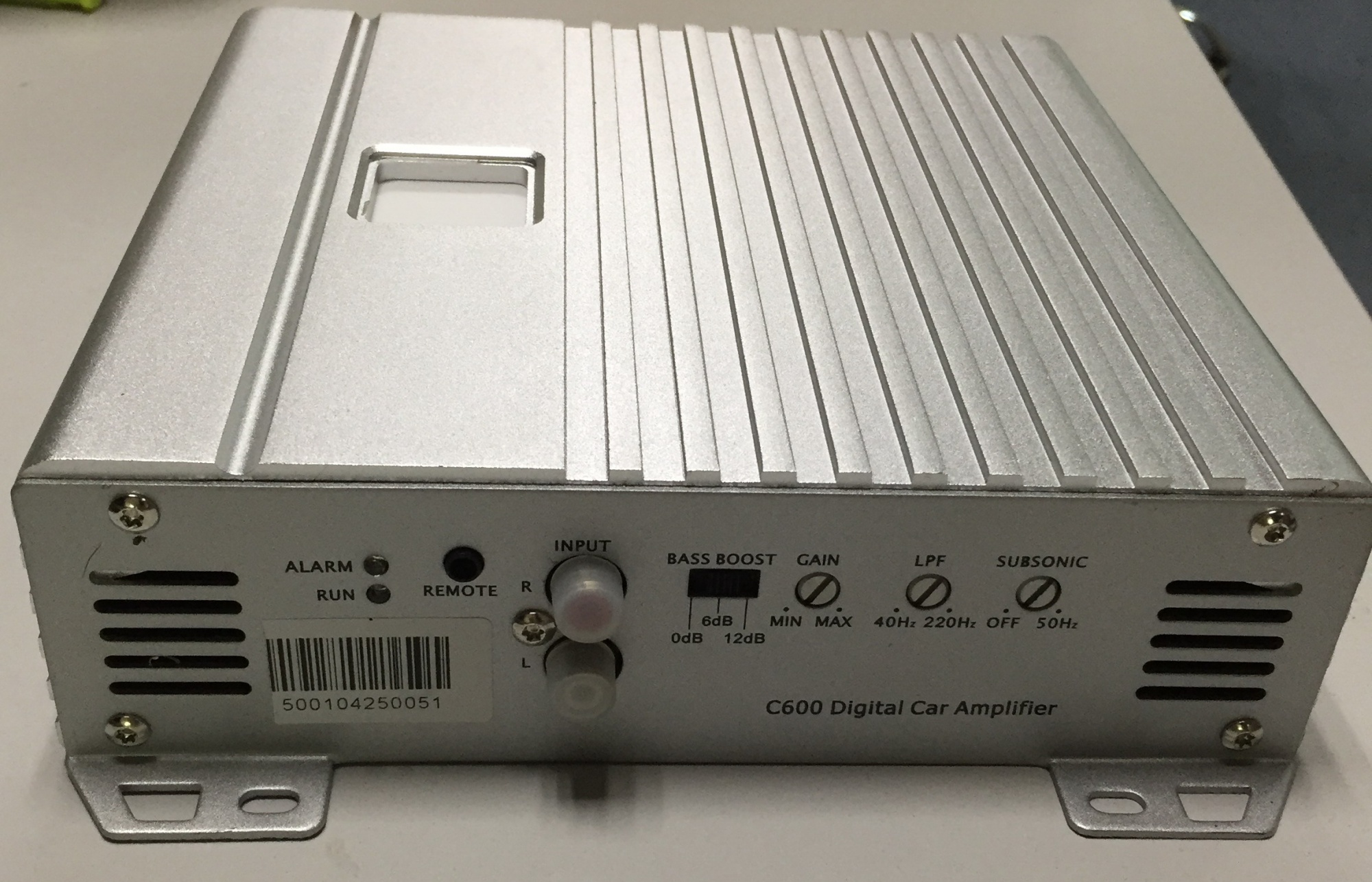 Mini car amplifier 600W RMS