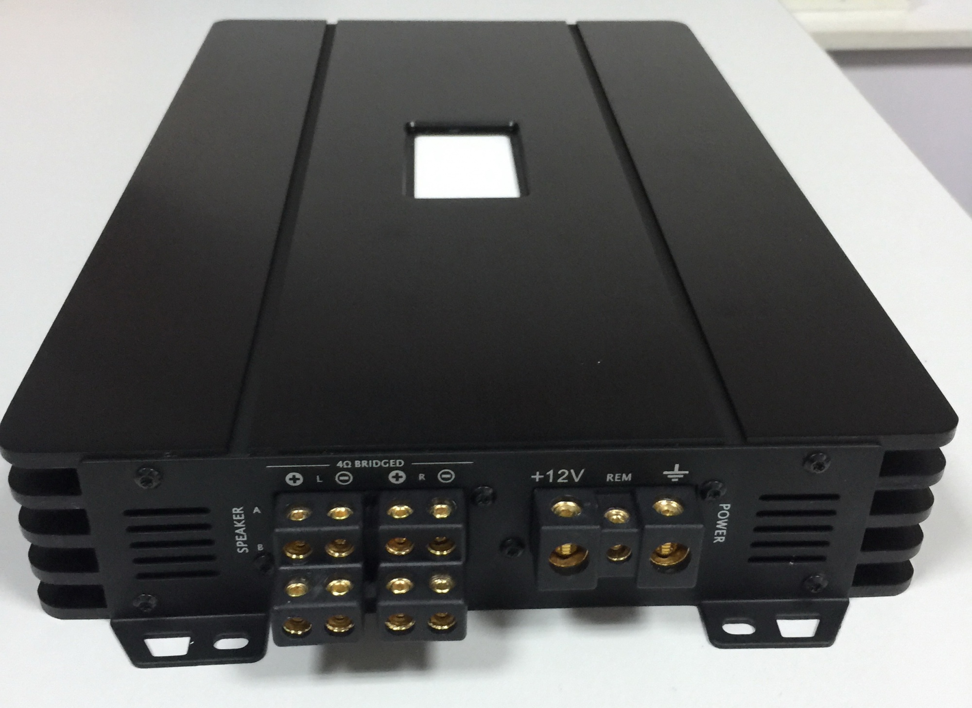 Car amplifier with 4X160W RMS