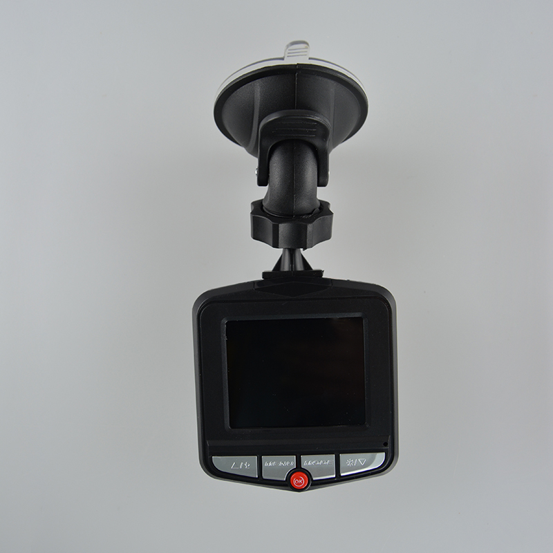 Car dash cam with 2.4 inch screen